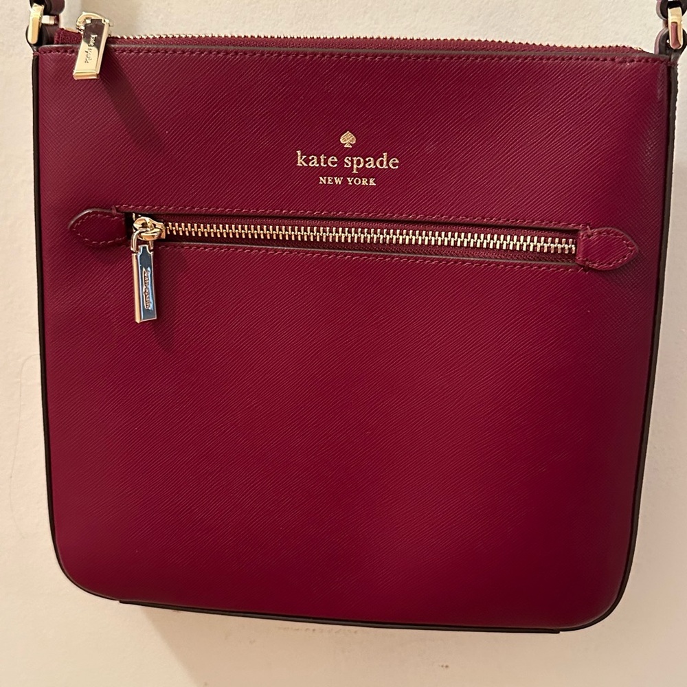 Kate spade Sadie large crossbody.